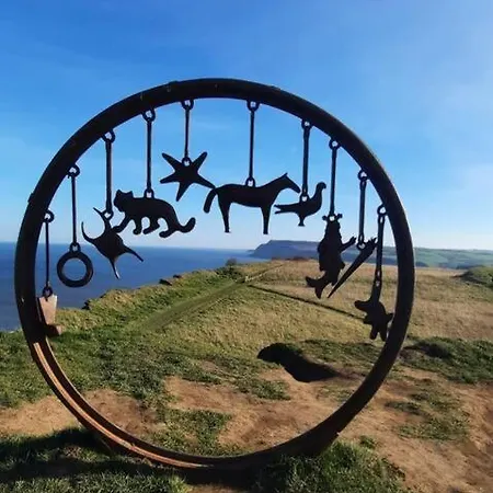 Mad Alice's Dom wakacyjny