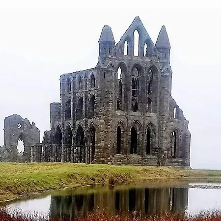 Mad Alice's Cottage, Loftus, Saltburn Лофтус